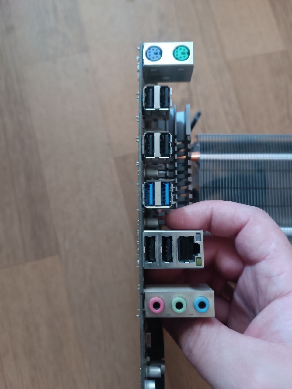 Комплект FX 8320--Ga970a-Ds3p--2x4gb 1600Mhz--Башня