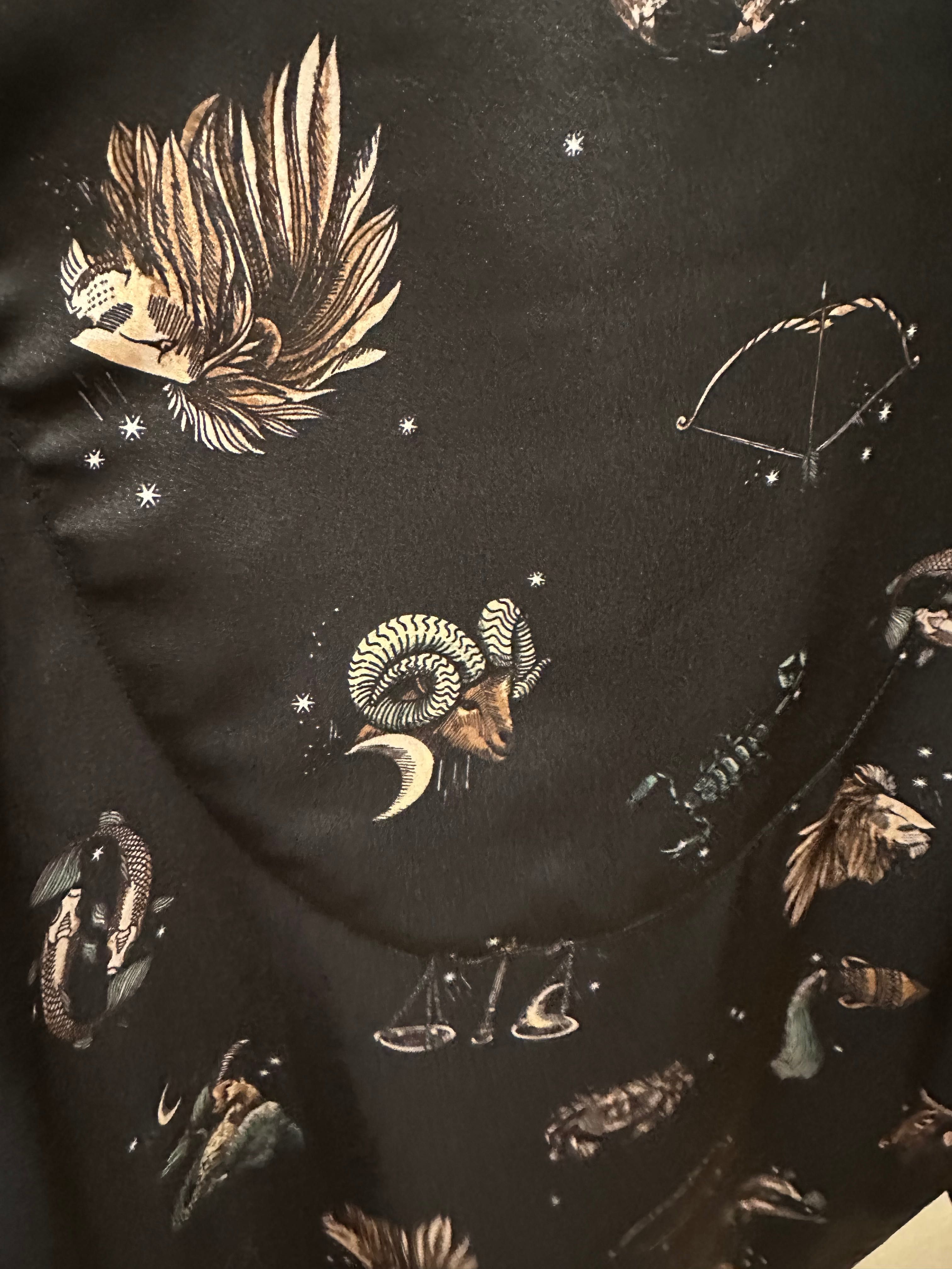 Блузка Etam під шовк знаки Зодіаку розмір М/L