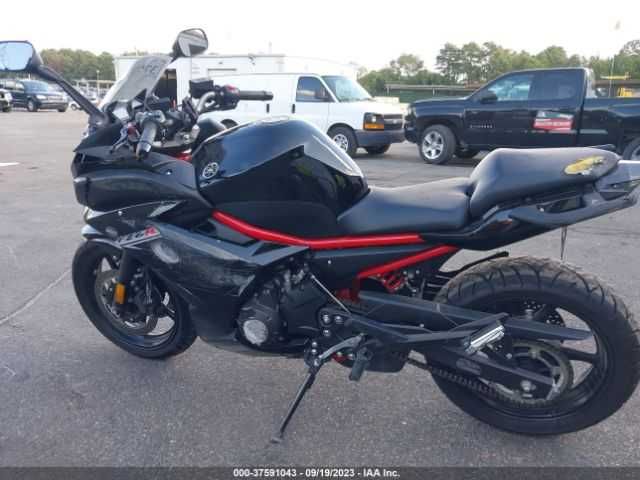 Yamaha FZ6R 2016