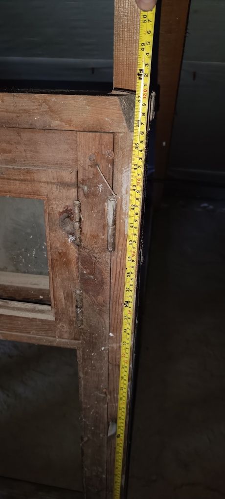 Дерев'яне вікно-  1.2м на 0.9м