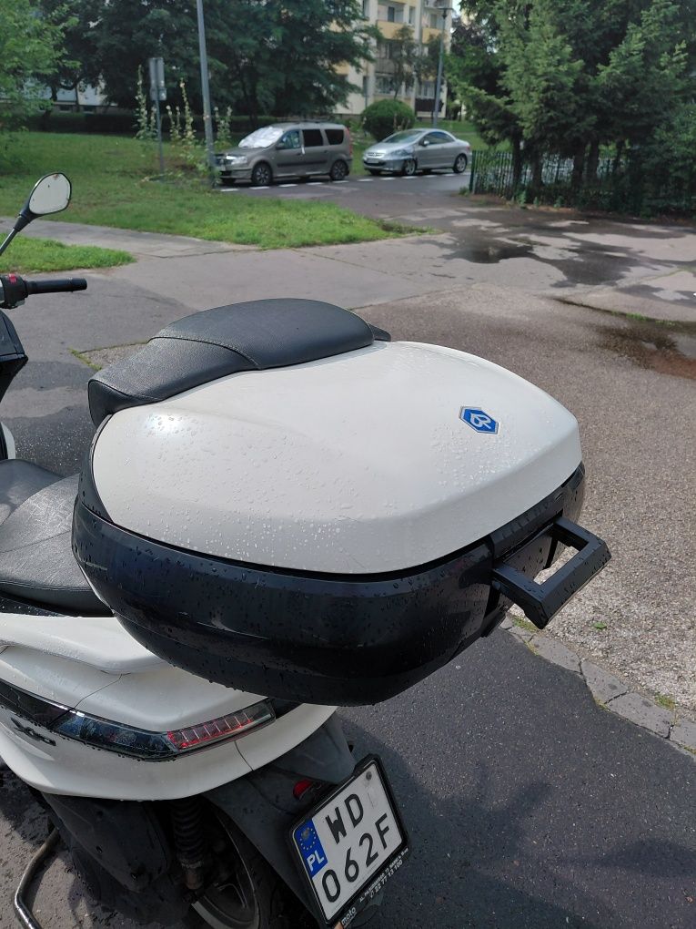 Piaggio x10 125 cc