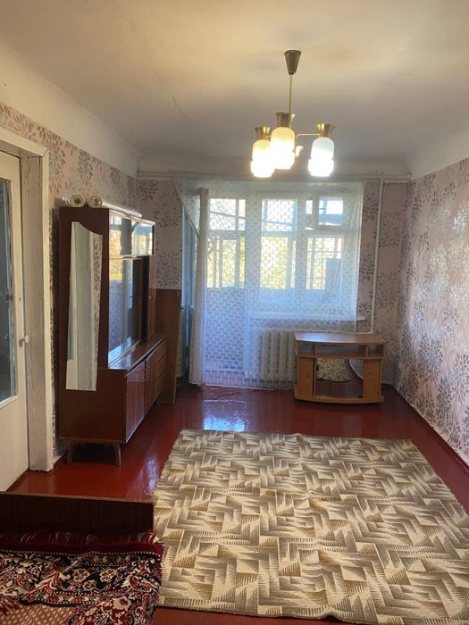 Двокімнатна квартира на тривалий термін