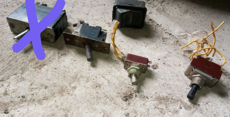 Тумблер, перемикачі двох- та трьохпозиційні