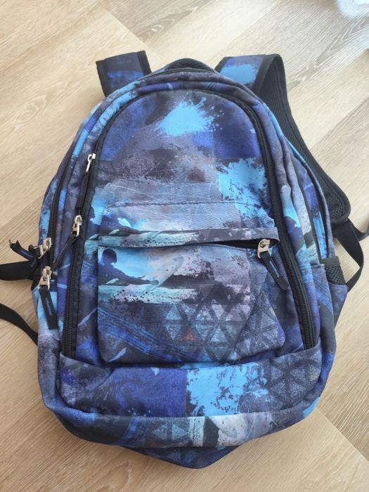 Mochila escolar (2 em 1)