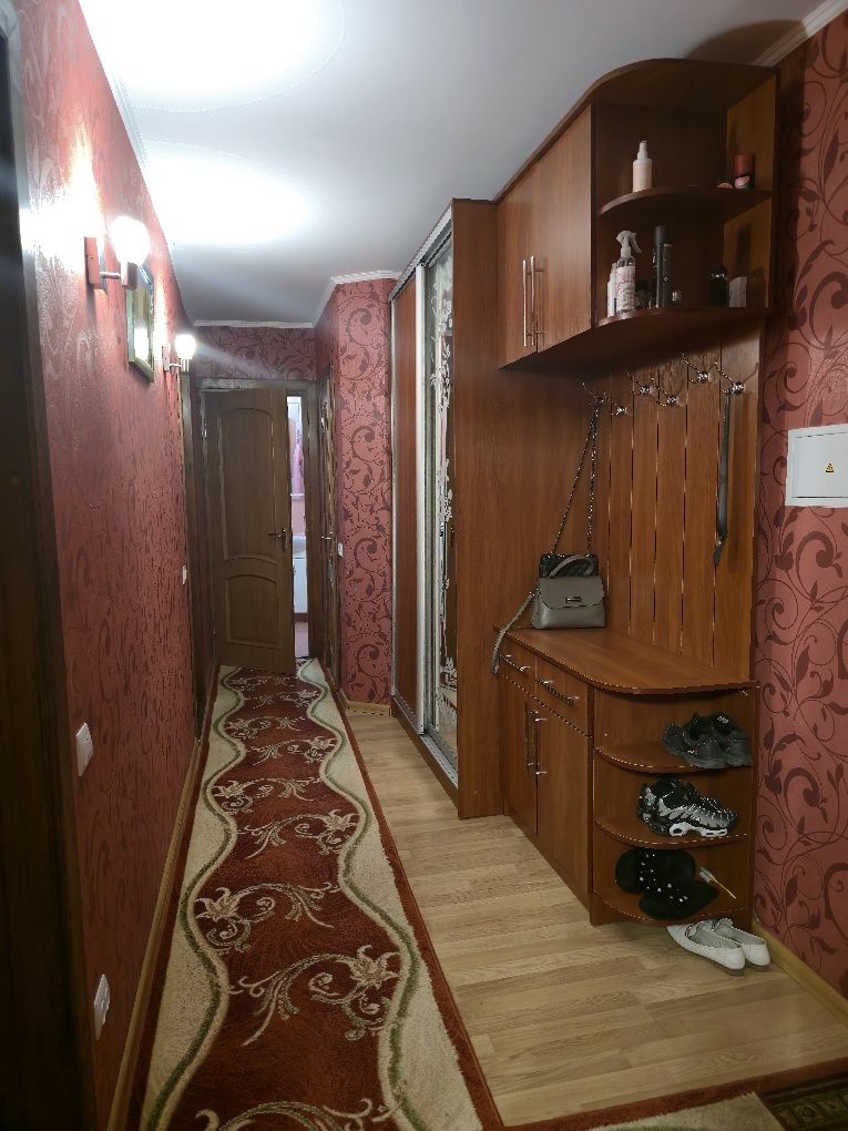 Оренда квартири 3 кімнати проспект Молоді для сім'ї