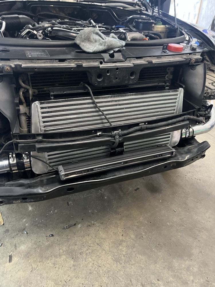 VW Touareg 3.0 tdi V6