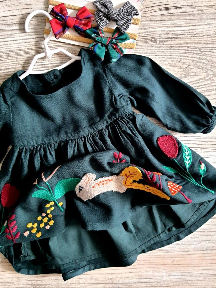 Sukienka w kwiaty z motywem króliczka m&s 62cm 0-3 miesiące