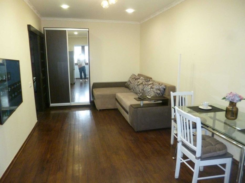 Сдам шикарную 2к квартиру с раздельными комнатами в Нагорном р-не