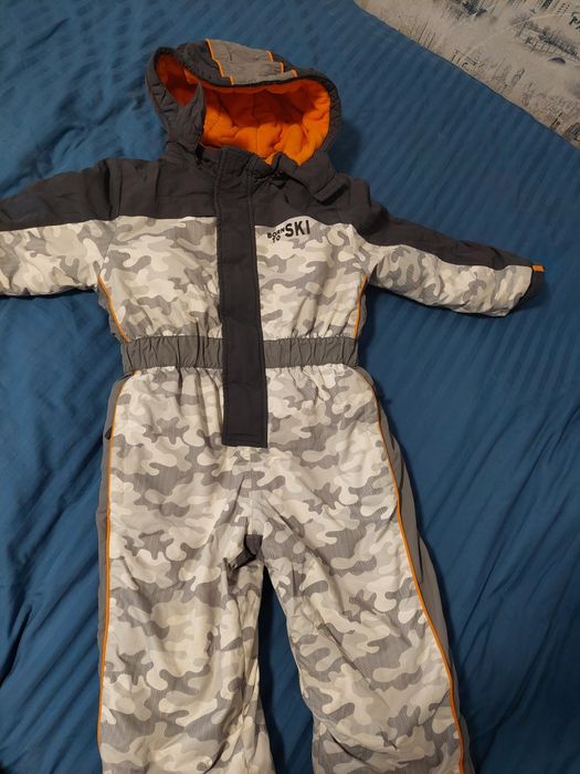 Зимовий комбінезон фірми Chicco