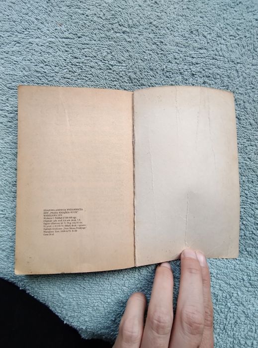 Kryminał thriller PRL Powstanie Warszawskie Maruta K. Korkozowicz