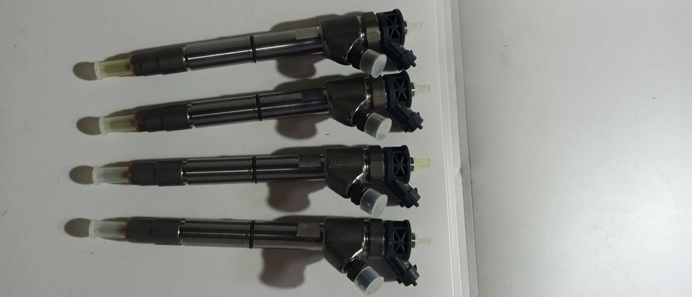 Форсунка BOSCH 0445110564 5801644454 IVECO Daily 3.0D