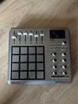 Kontroler Akai MPD 24