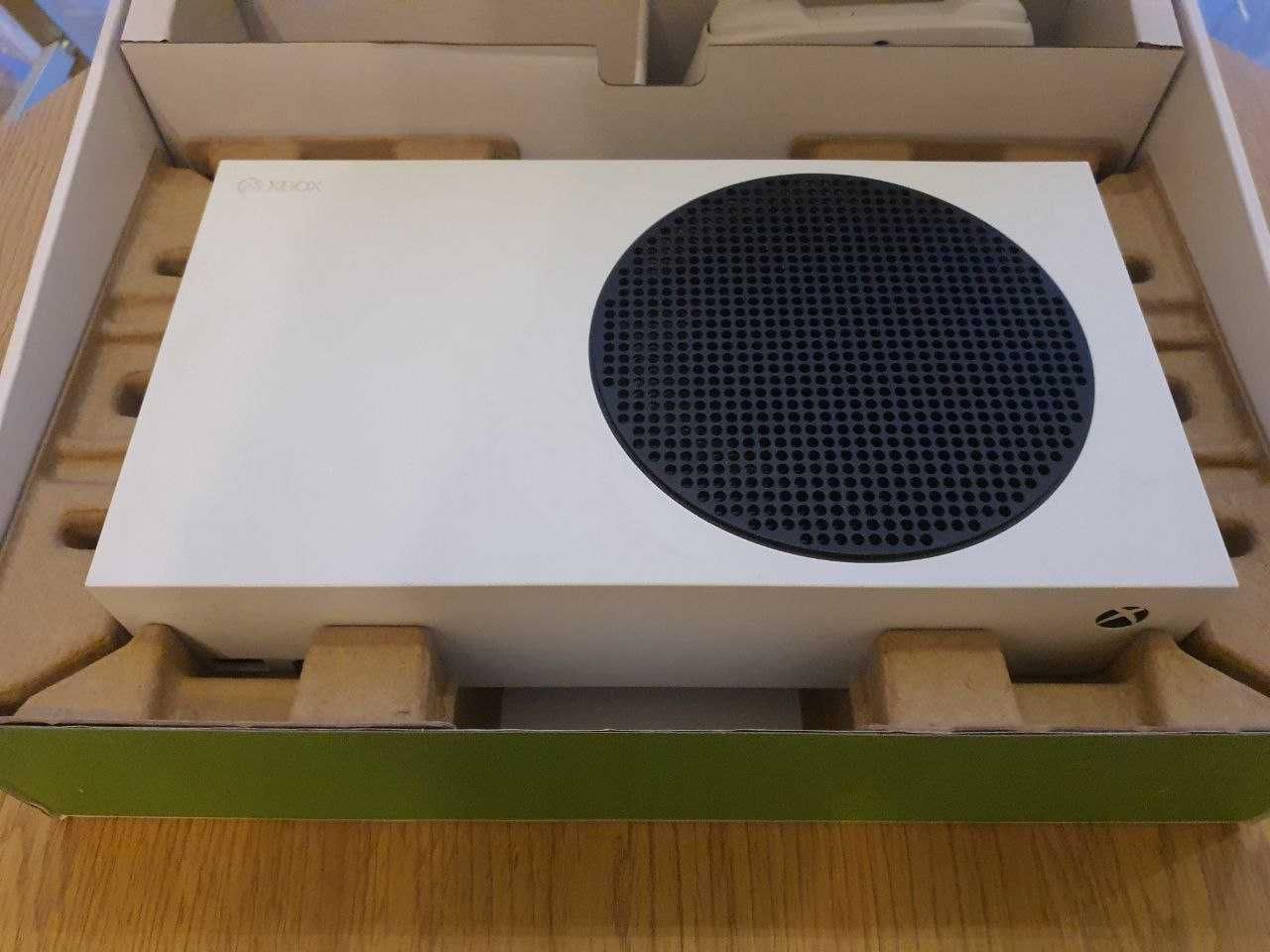 Xbox siries S 512 Gb, 1 геймпад