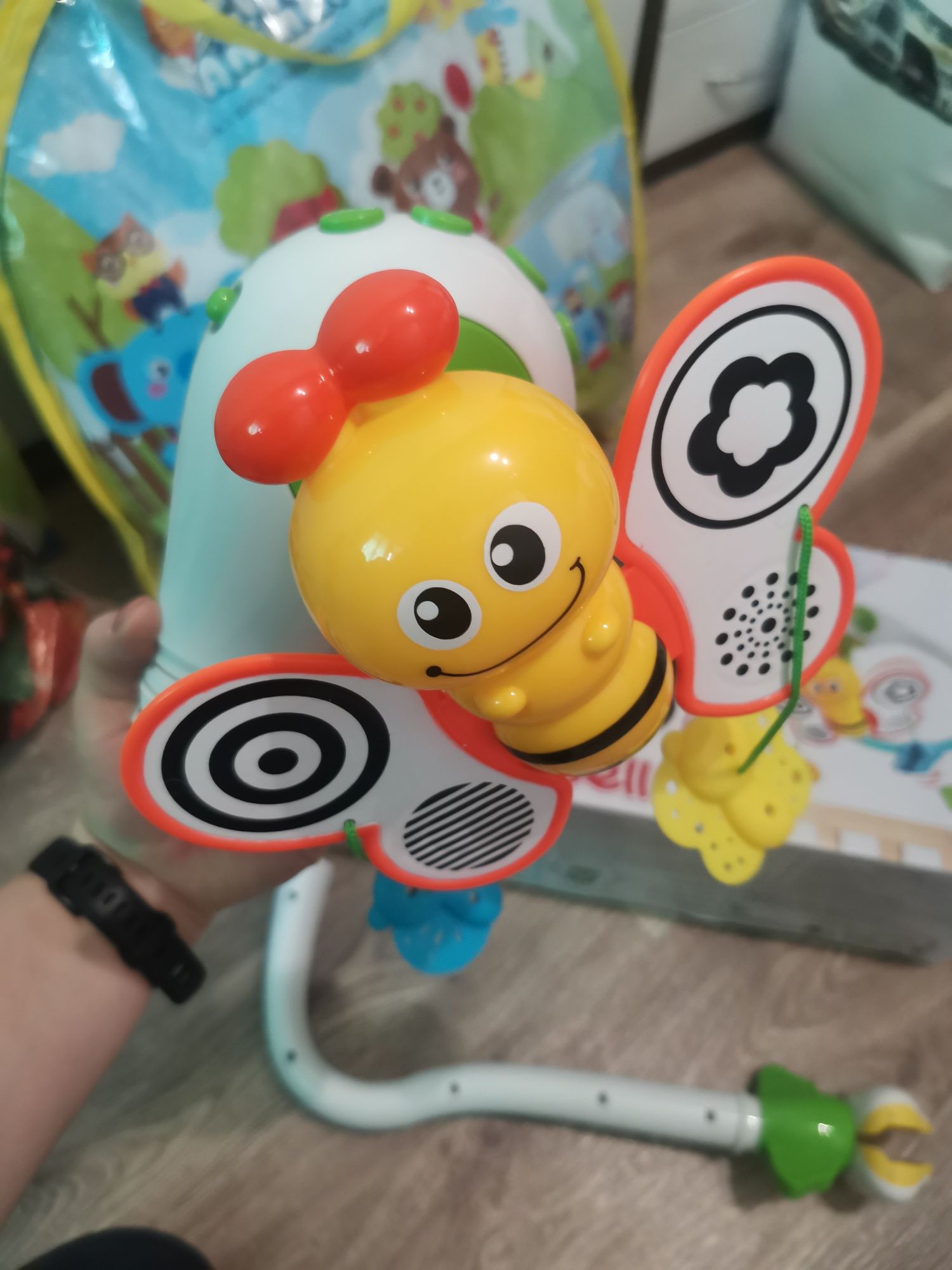 Карусель на ЛІЖЕЧКО, дитячий мобіль із підвісками з проекторо