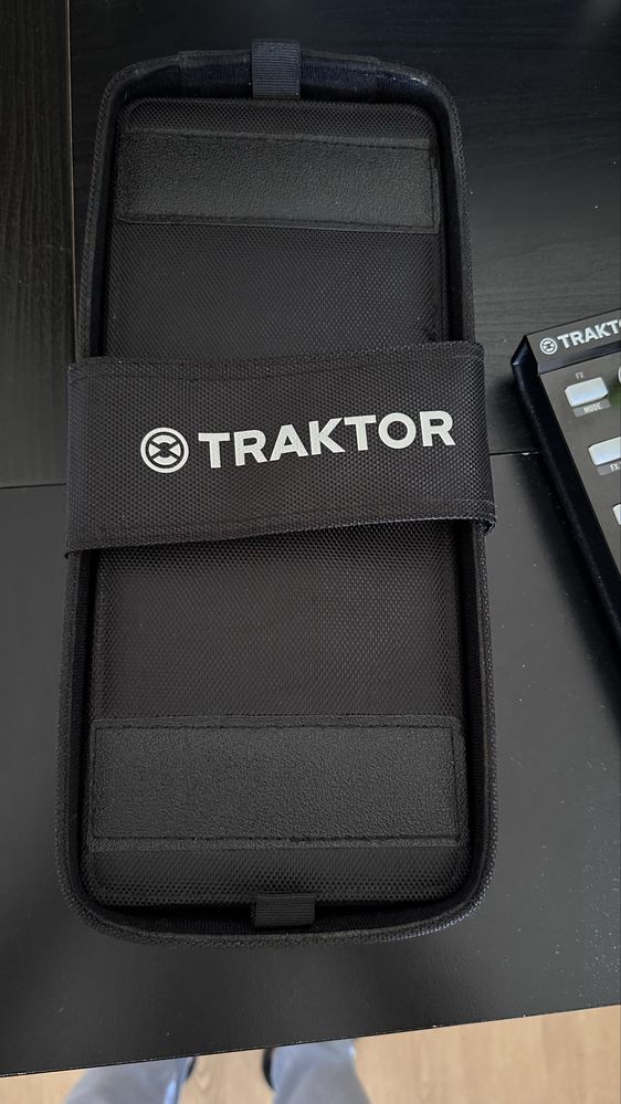 Traktor kontrol X1 MK2