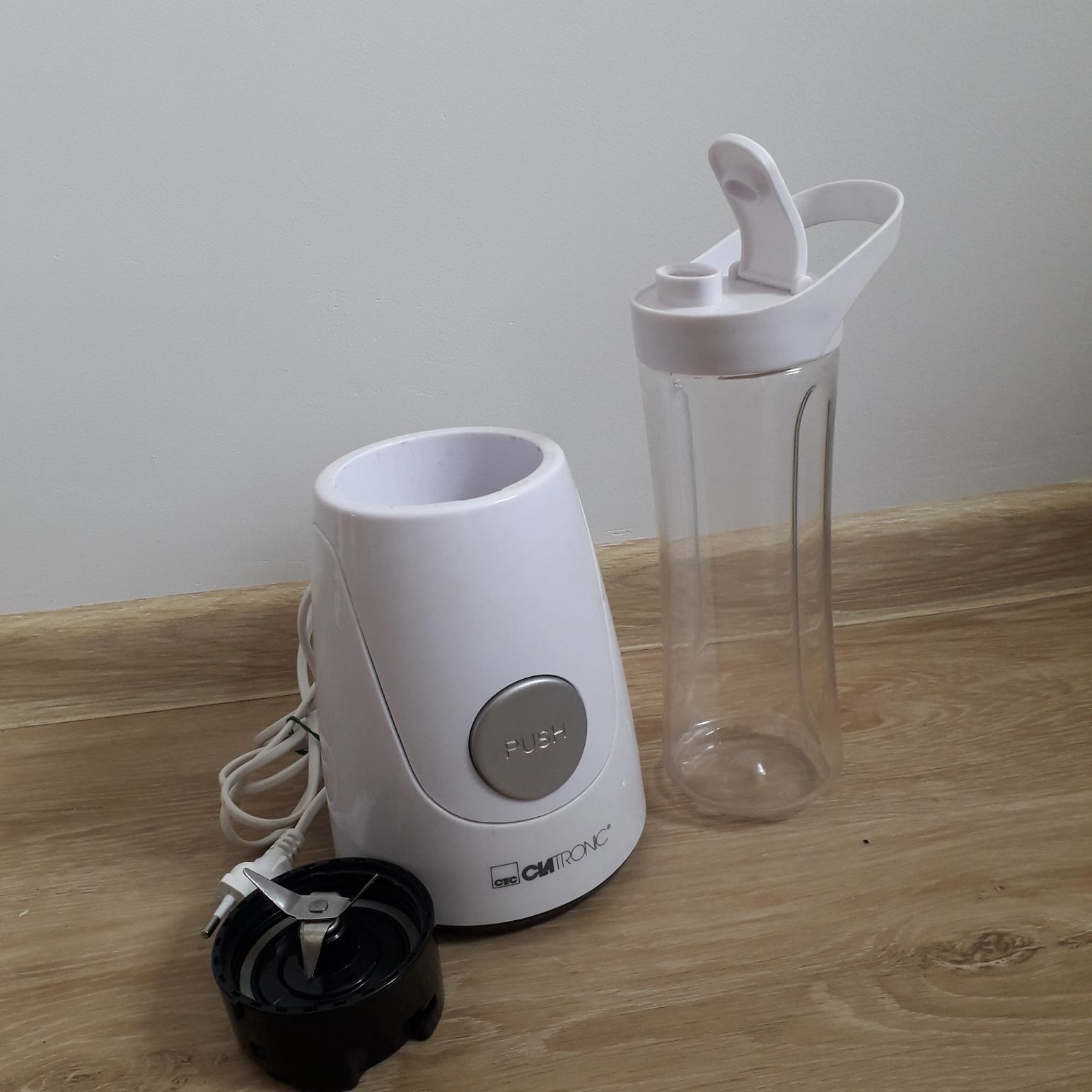 Mały blender elektryczny