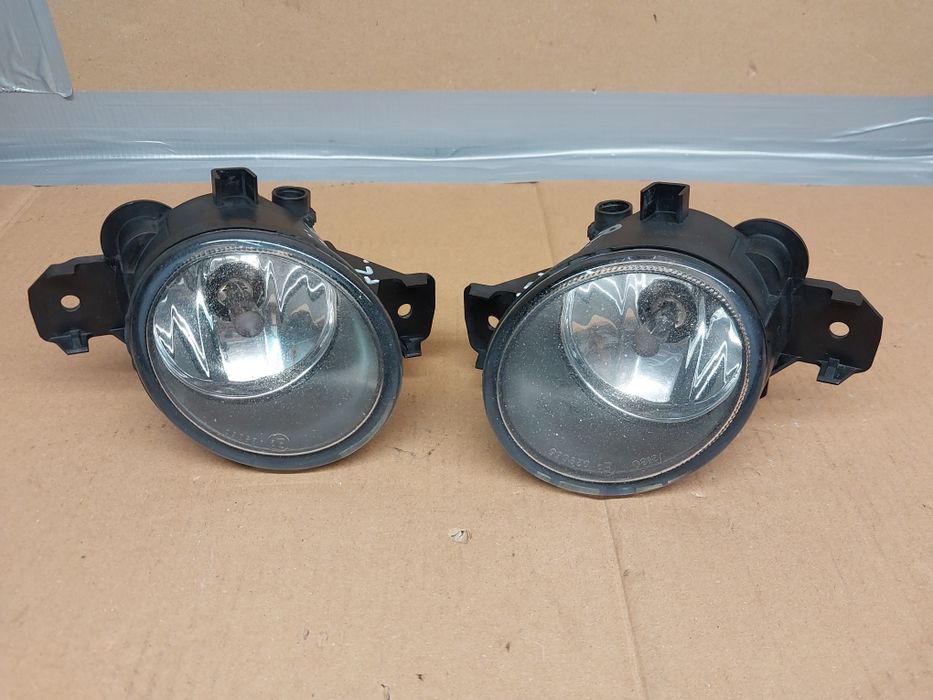 KOMPLET halogenów Renault Clio 2 II FL Thalia 2003 rok przeciwmgielne