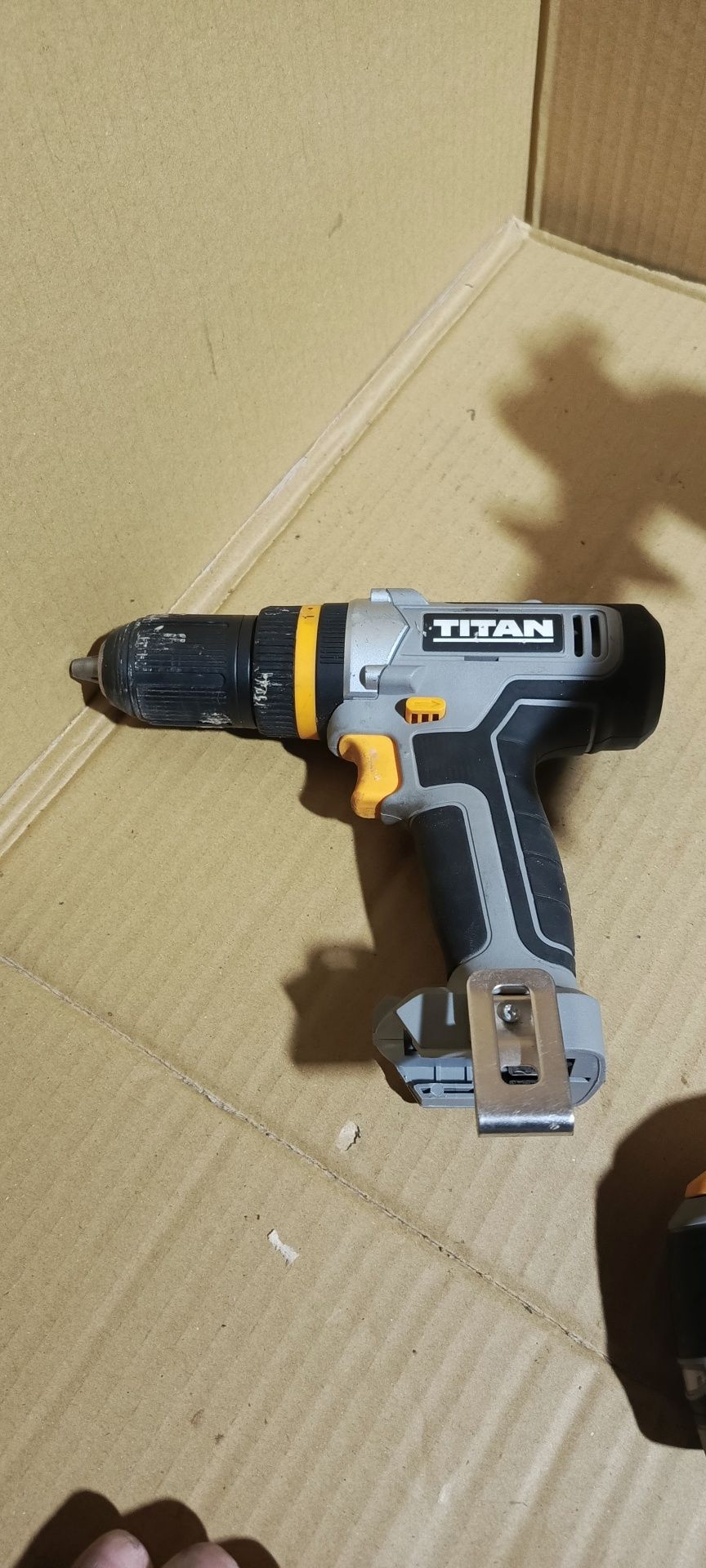 Zestaw titan młotowiertarka , wkrętarka,  multitool