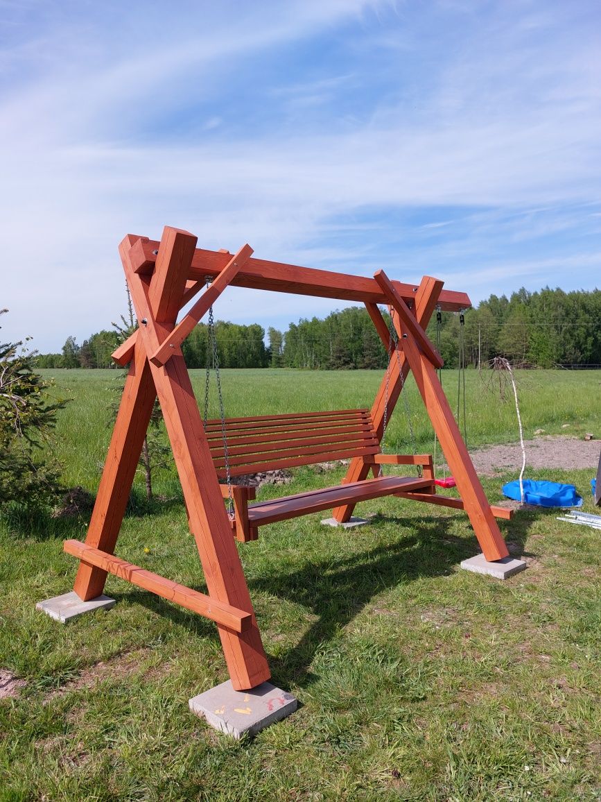 Huśtawka ogrodowa drewniana 3+1