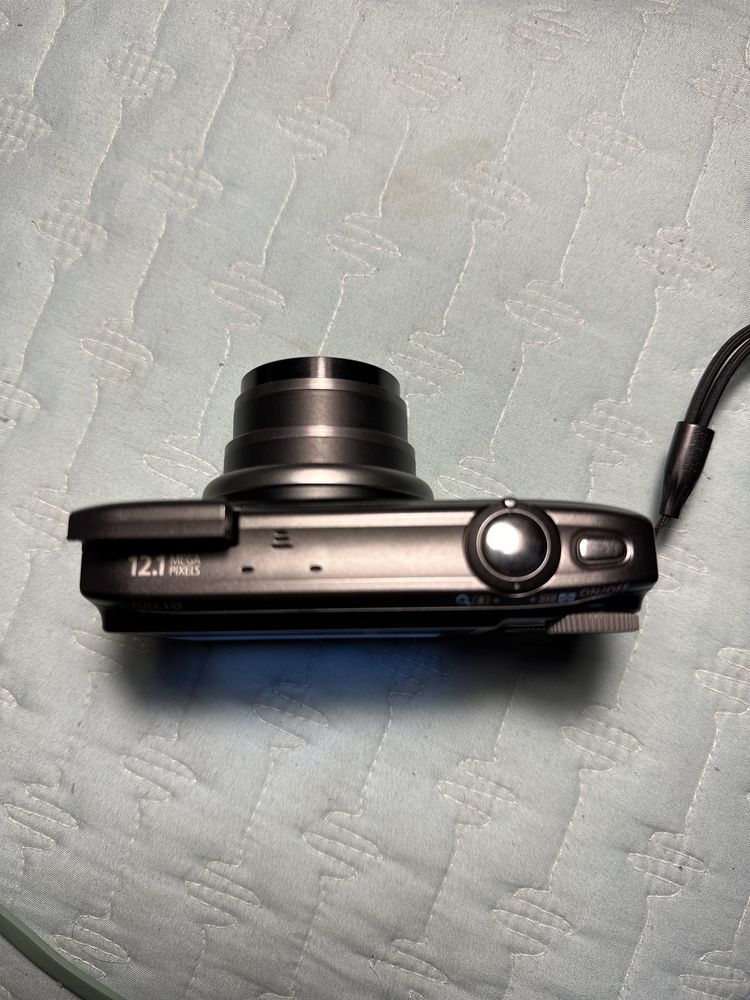 Canon PowerShot SX240 HS