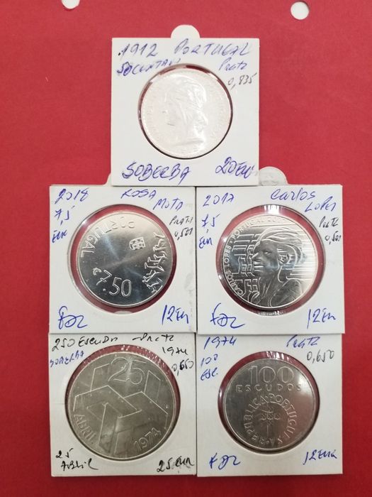 Moedas antigas portuguesas em prata.