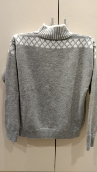 Женские теплые свитера L-XL р