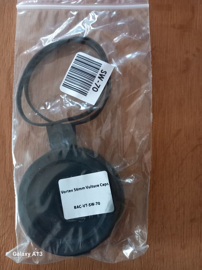 Komplet osłon obiektywów do lornetki Vortex Vulture 56 mm.