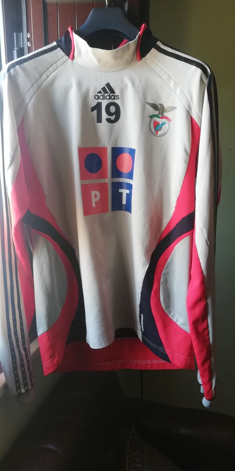 Camisola do Benfica adidas