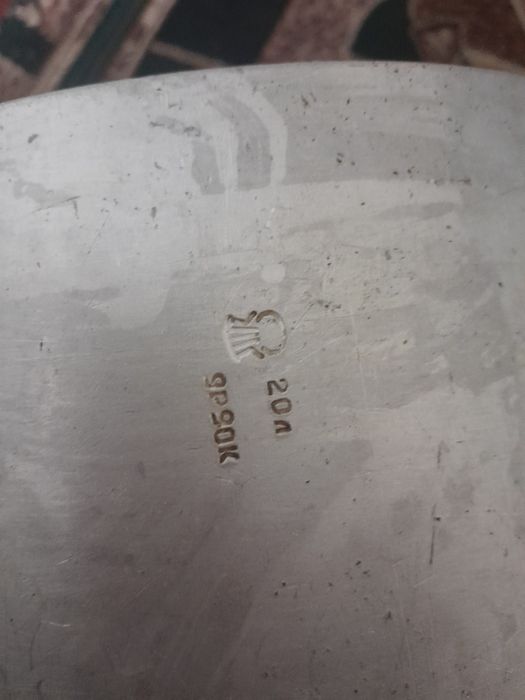 Продам тяжкі алюмінієві каструлі часів СССР.