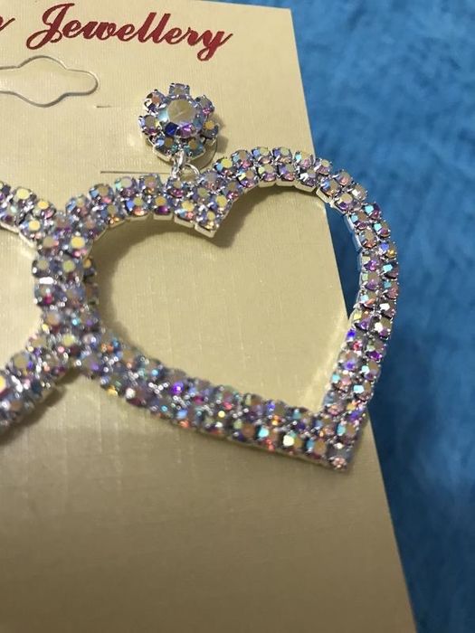 Серьги, серёжки гвоздики сердечки, сердца с камнями,блестящие вечерние