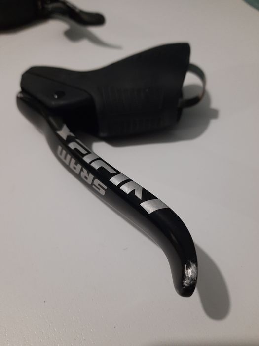 Klamkomanetki mechaniczne Sram Apex 1x11