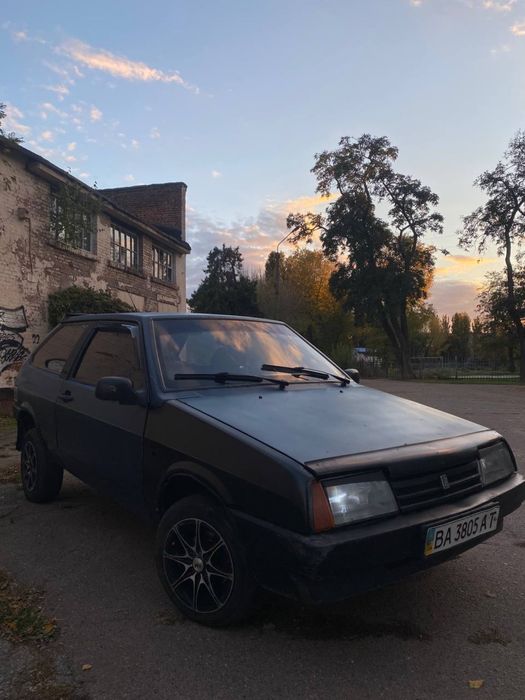 ВАЗ-2108 бензин .