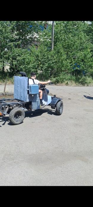 Моторолер муравей під квадроцикл