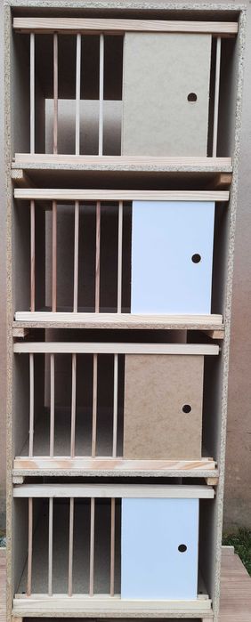 Cele lęgowe półki dla gołębi