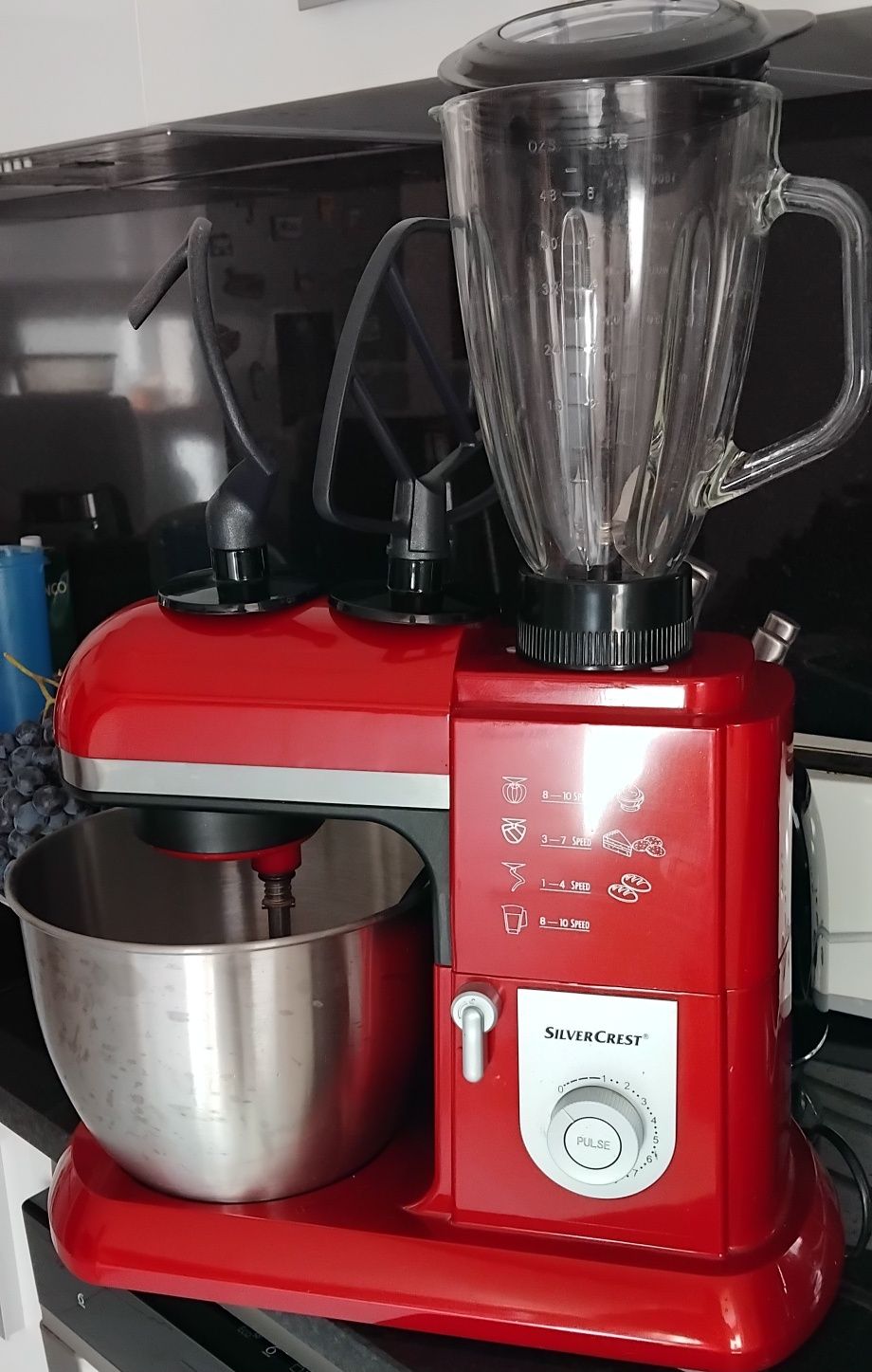 Batedeira com copo misturador