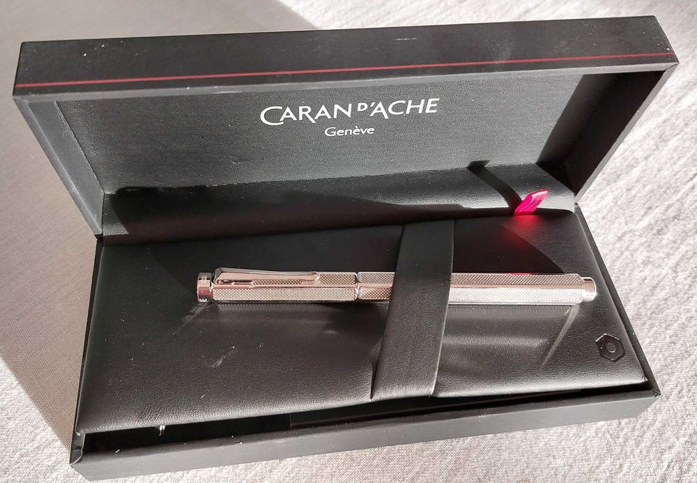 pióro wieczne szwajcarskiej firmy Carand'ache - nowe