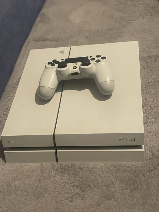 Konsola PS4 Fat Biała / Glacier White 500GB + pad i okablowanie