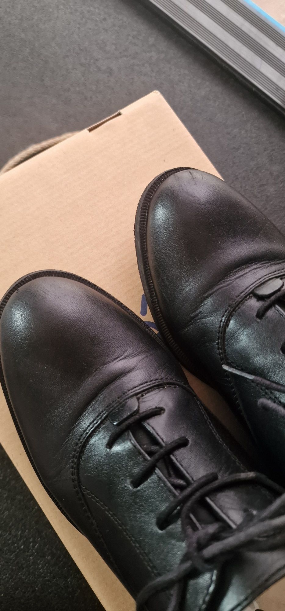 Buty mokasyny wizytowe 36 Bartek