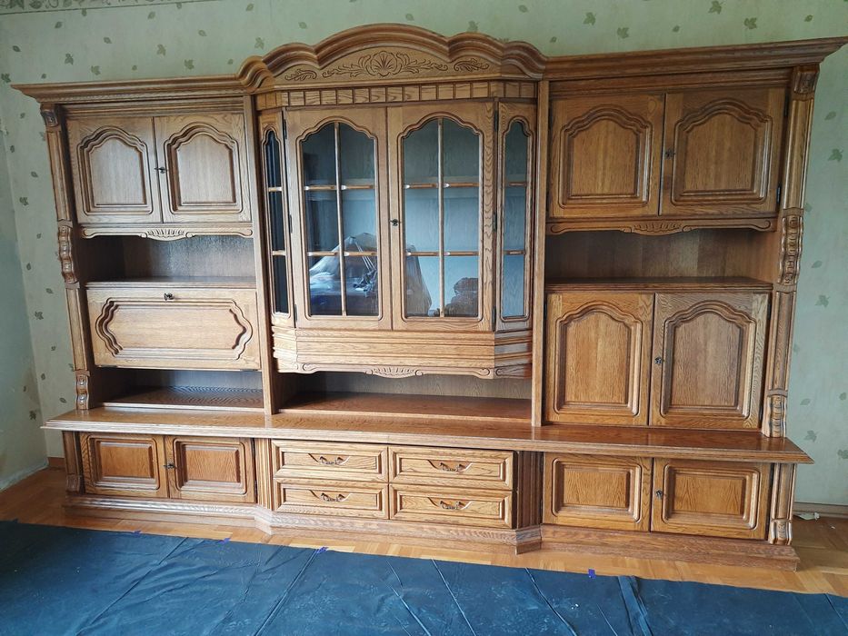 Meblościanka dębowa z Bydgoskiej fabryki