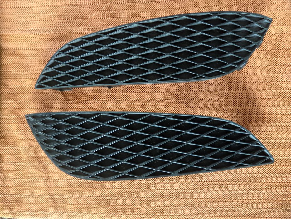 Заглушки в бампер Opel Astra H рестайл