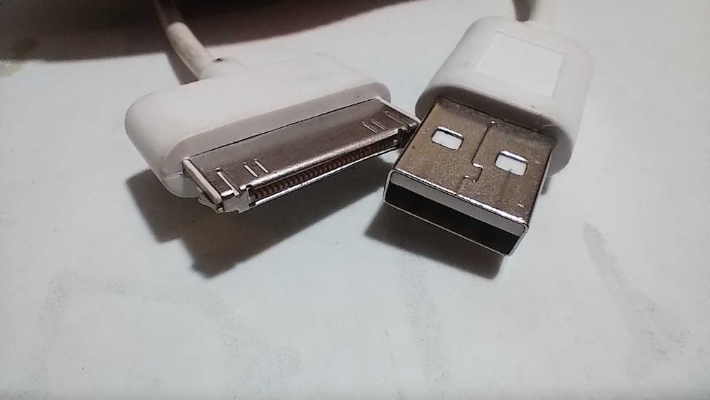 Кабель Apple iPhone, iPod, iPad, Mac, iMac USB-30pin (DV00DV4045)