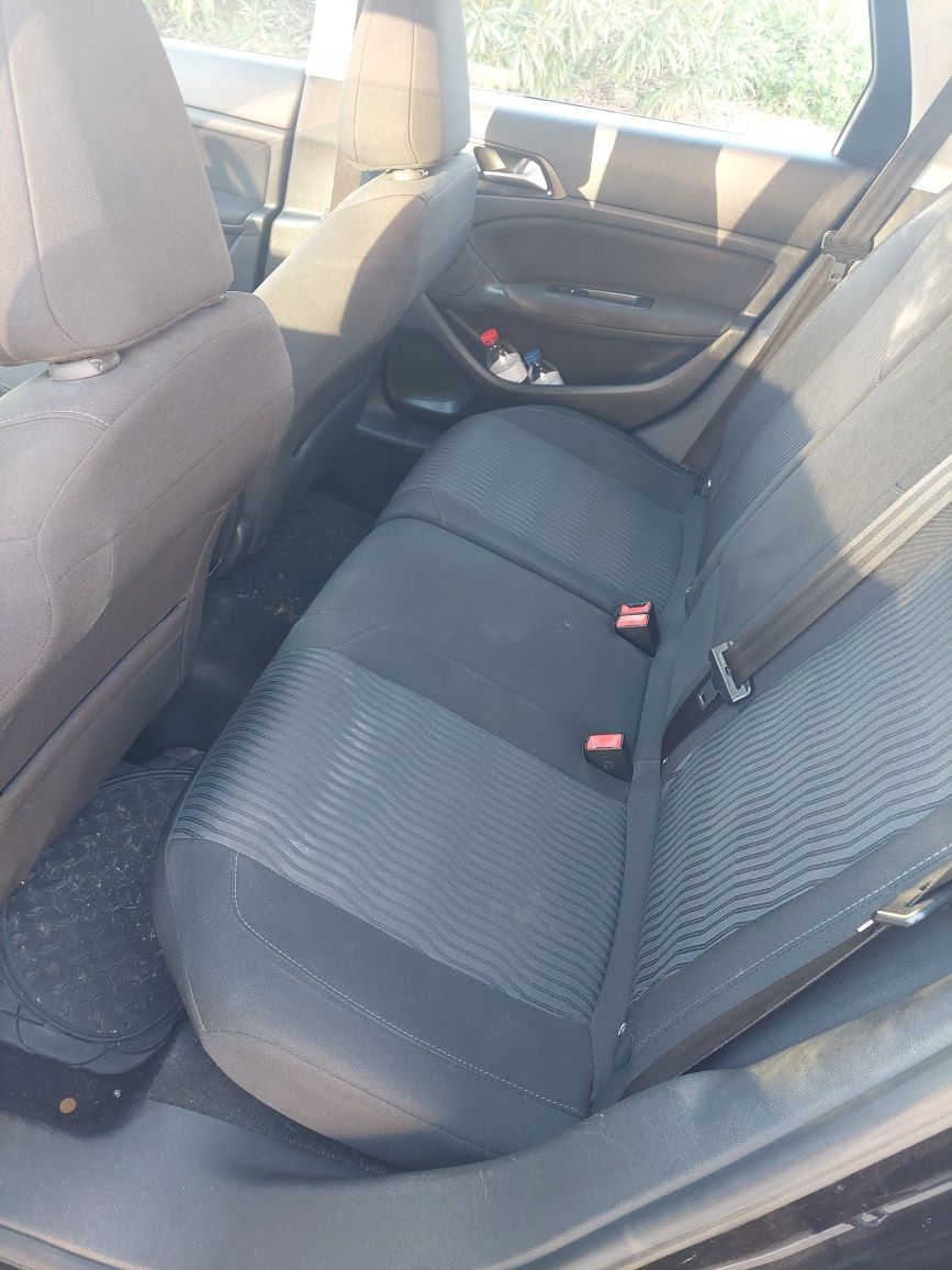 Peugeot 308 1.6 e hdi 120cvs automática