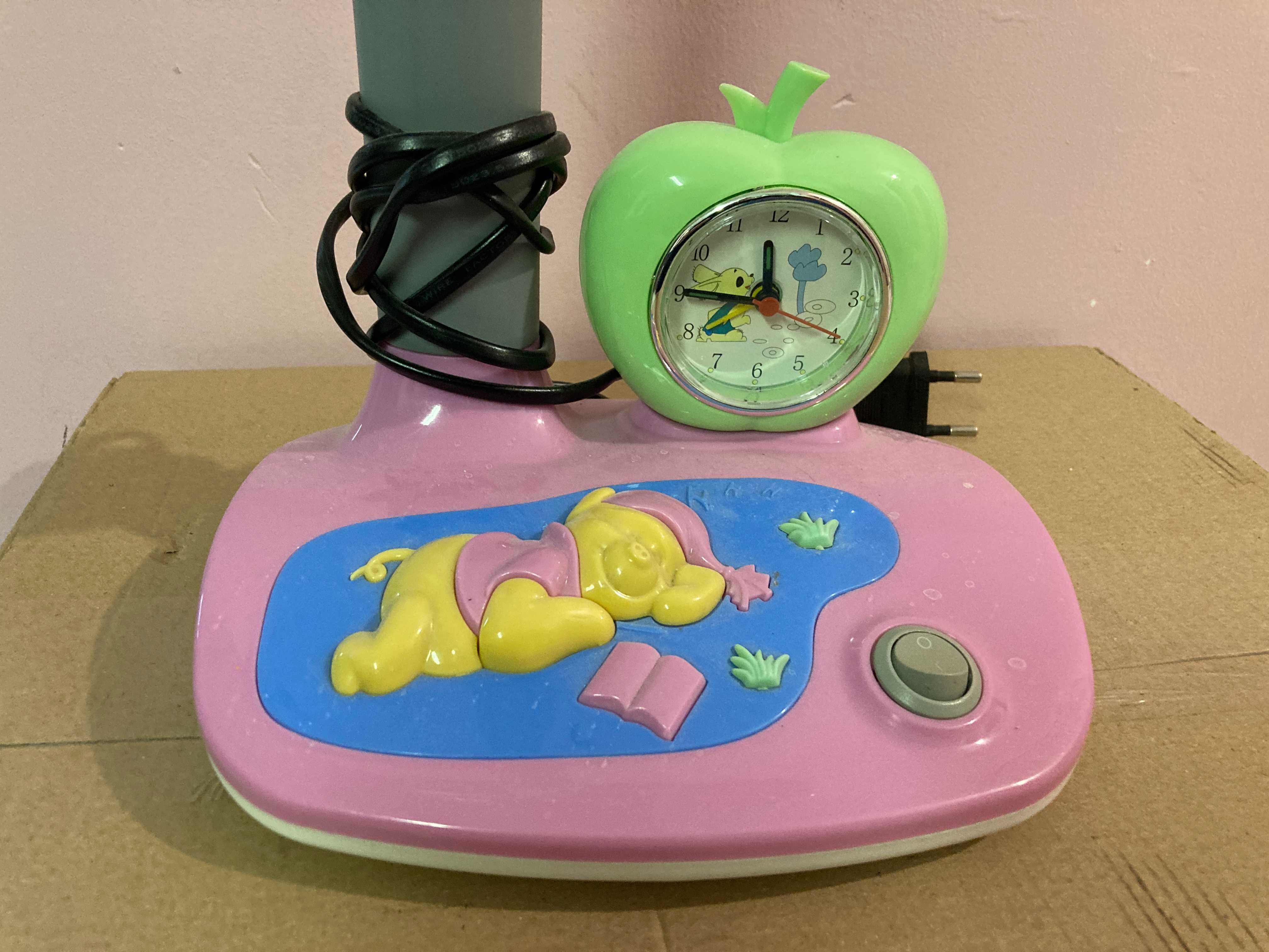 Dziecięca lampka biurkowa z zegarkiem