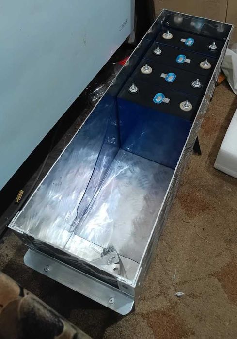 Корпус для літій-залізо-фосфатного (LiFePO4) акумулятора