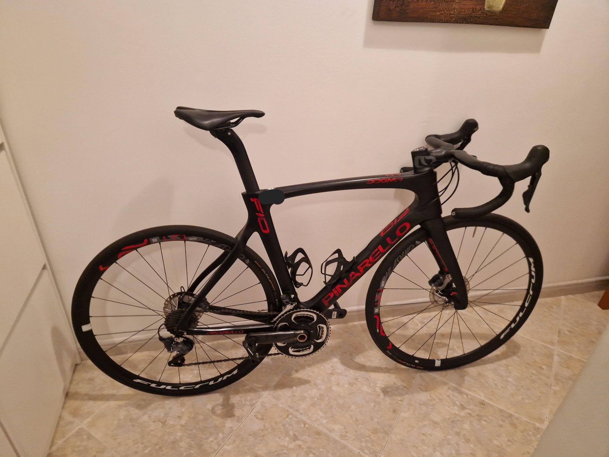 Pinarello Dogma f10 disk pouco usada