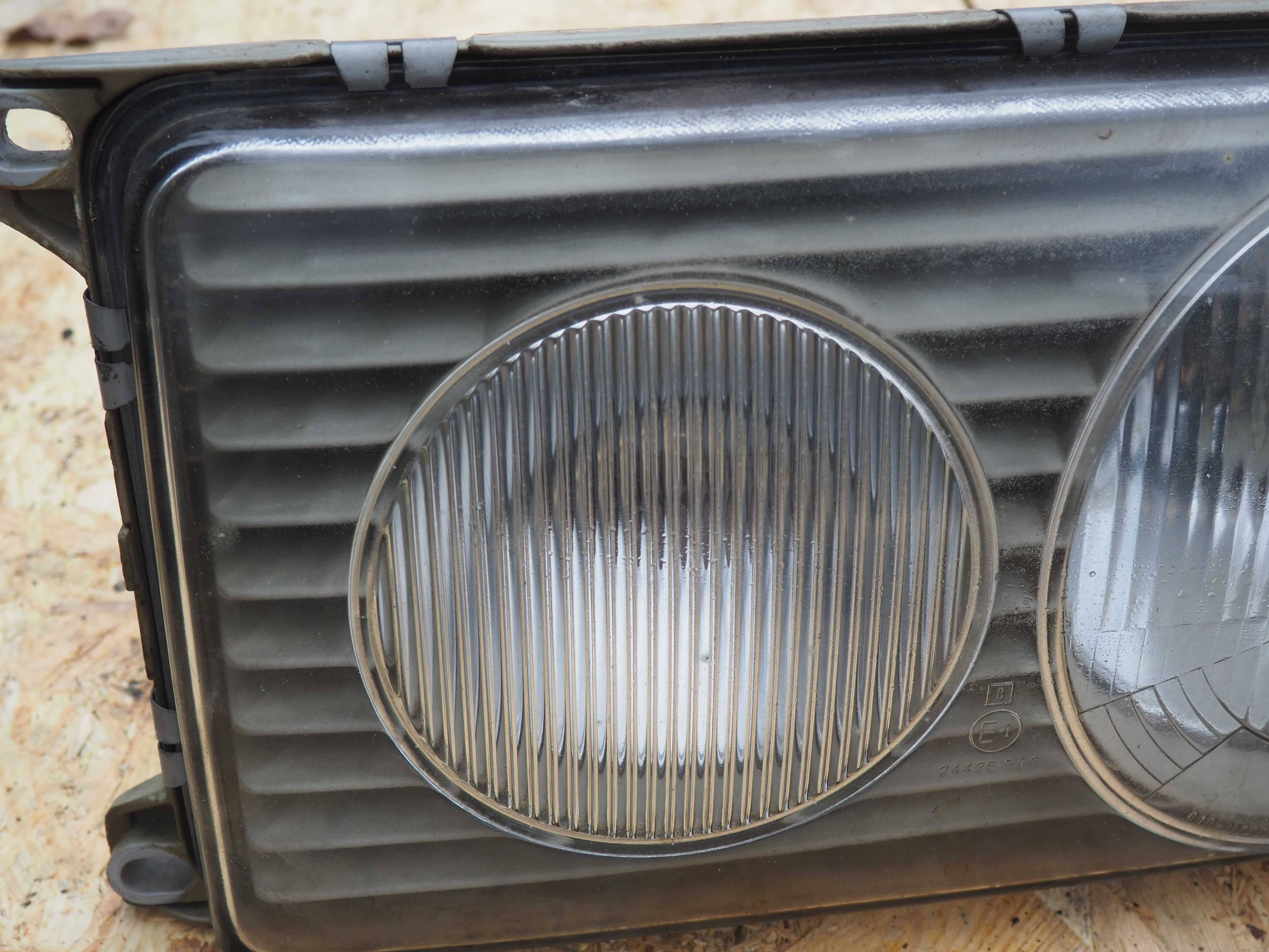 Lampa przednia Hella mercedes W123 sedan