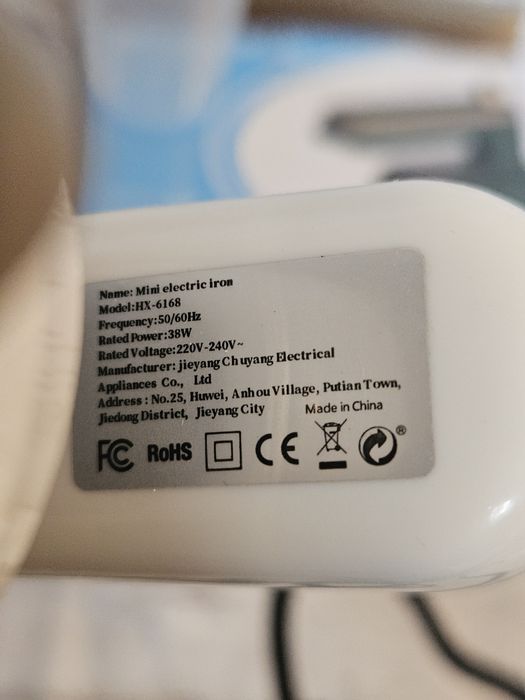 Mini żelazko przenośny turystyczne