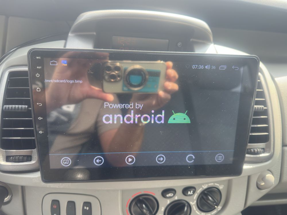 Opel  vivaro  trafic radio android google maps