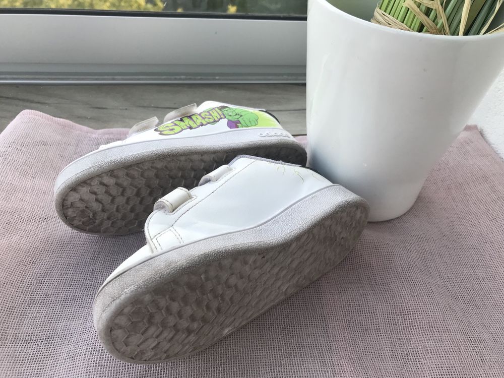 Śliczne buty Adidas Hulk super hero marvel