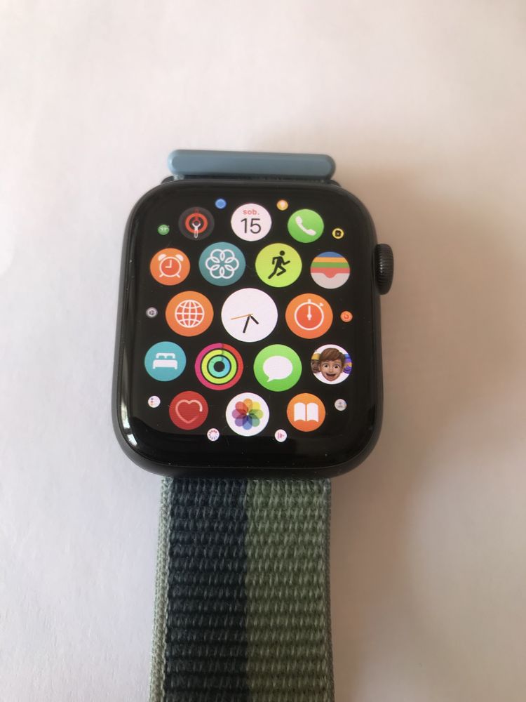 Smart Apple Watch SE 44mm, klasa A- z 2022r.